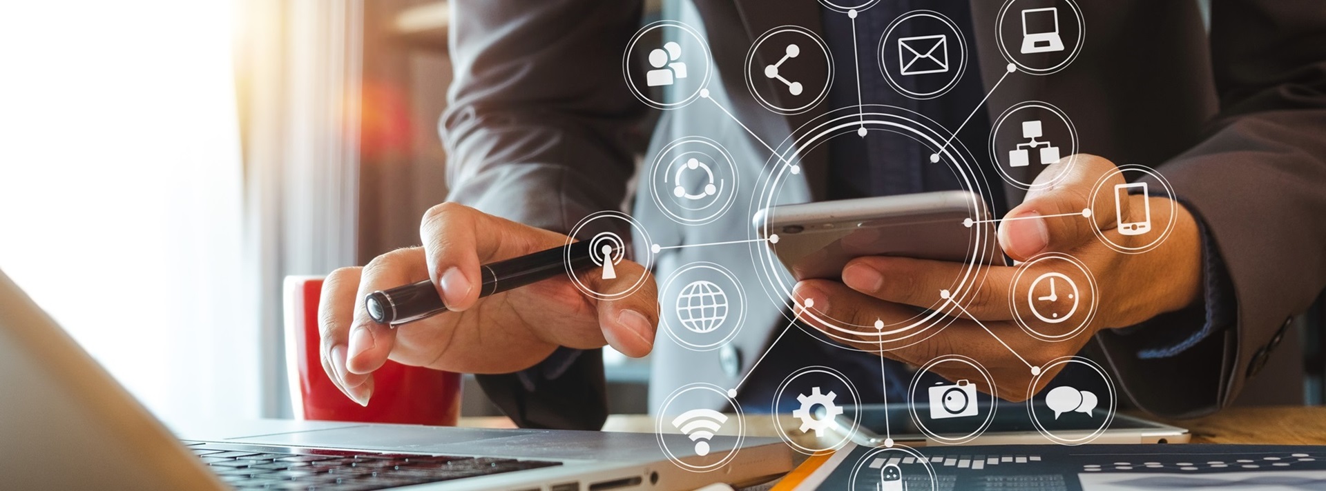 Interim Geschäftsführer bei der Arbeit